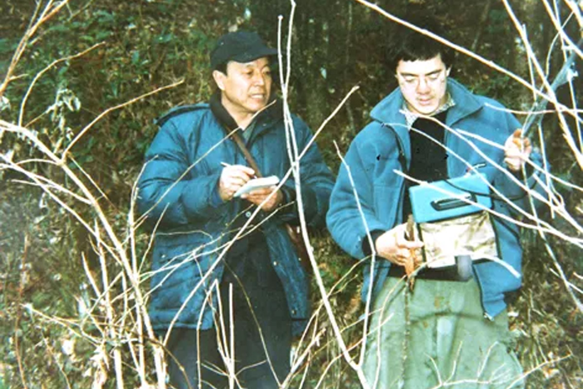 90年代在浙江乌岩岭保护区指导研究生